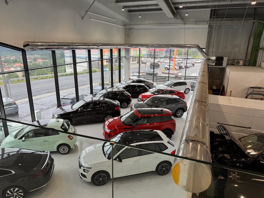 Exposición de coche en Kibu Talleres