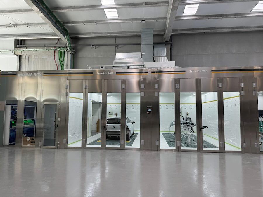 Cabina climatizada de pintura de coches