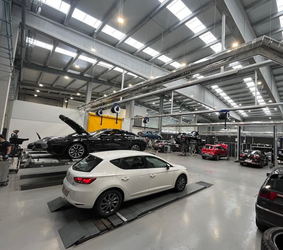 Amplias instalaciones de Kibu Talleres